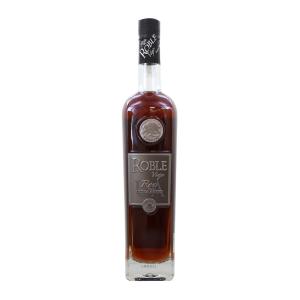 RUM Roble Ultra Anejo 40° 70 Cl.